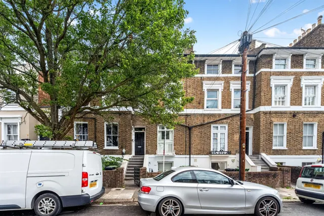 Woodstock Grove, London, photo 1