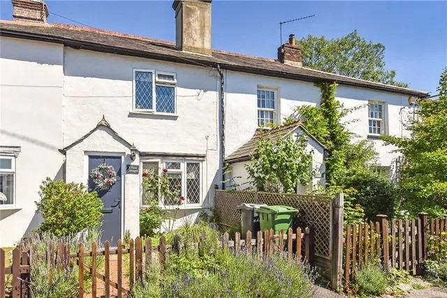 School Lane, Liss, GU33, photo 1