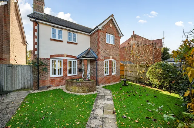 Little Field, Staplehurst, TN12, photo 1