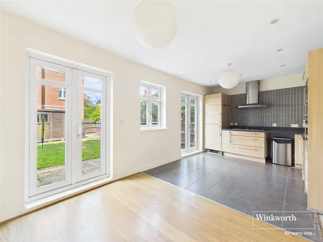 Photo 3 — Wyatt Crescent, Lower Earley, Reading, Berkshire, RG6