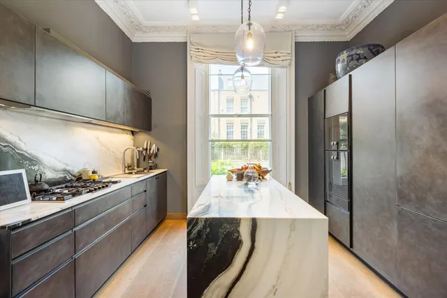 Stafford Terrace, London, W8, photo 3