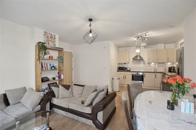 Oakwood Close, London, SE13, photo 3