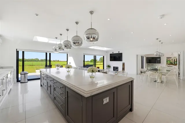 Middlewich Road, Knutsford, WA16, photo 2