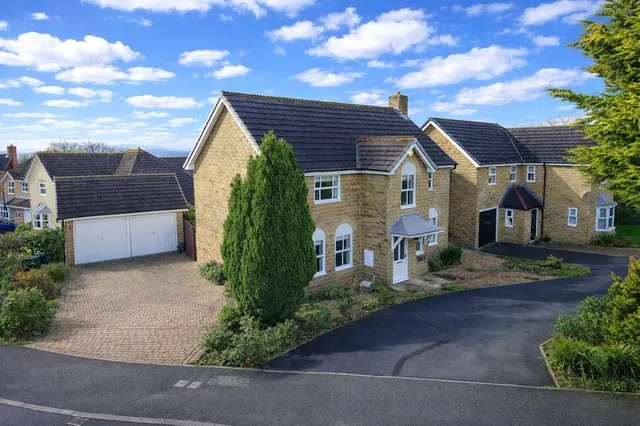 Highmoor Walk, Shipley, BD17, photo 1