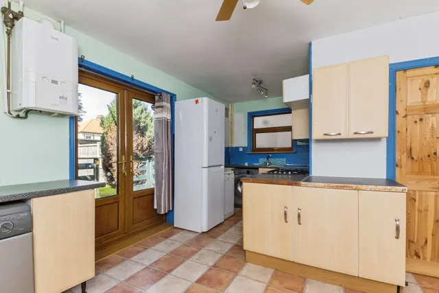 Photo 3 — Melbourne Road, Clacton-on-Sea, Essex, CO15