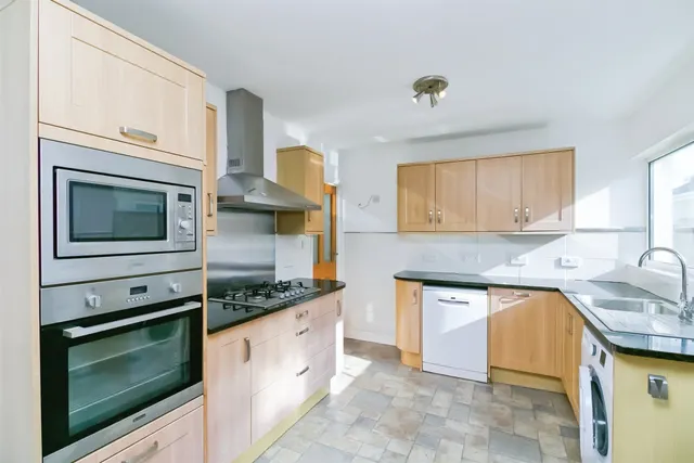 Voss Park Close, Llantwit Major, CF61, photo 2