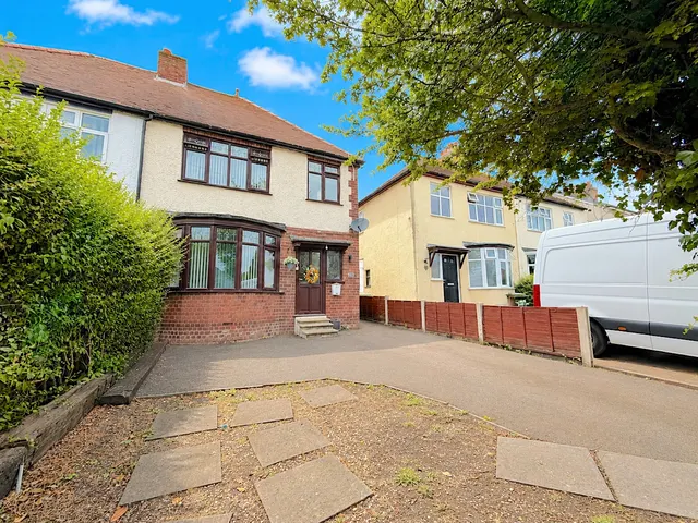 Huntington Terrace Road, Cannock Town Centre, Cannock, WS11, photo 1