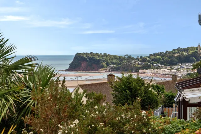 Hutchings Way, Teignmouth, Devon, TQ14
