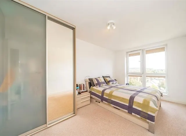 Ottley Drive, Kidbrooke, SE3, photo 3