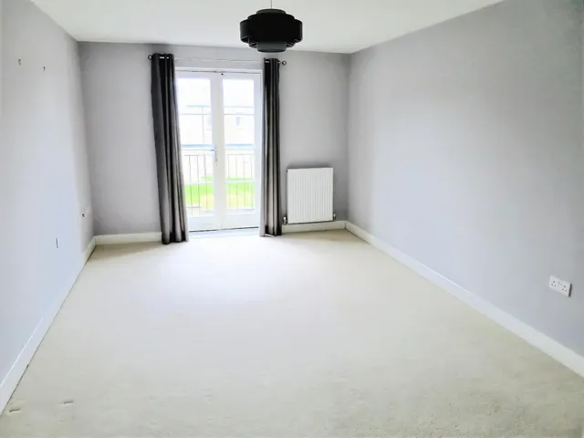 Photo 3 — Gingham House, Morley, LS27