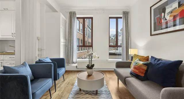 Marshall Street, Soho, W1F, photo 1