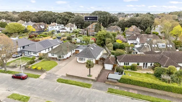 Bury Drive, Worthing, photo 1