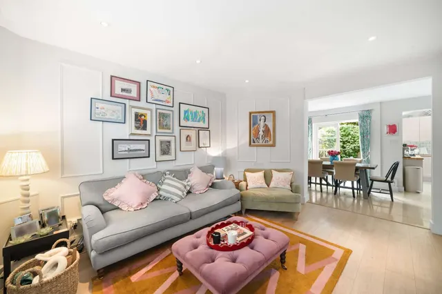 Limes Avenue, Barnes, SW13, photo 1