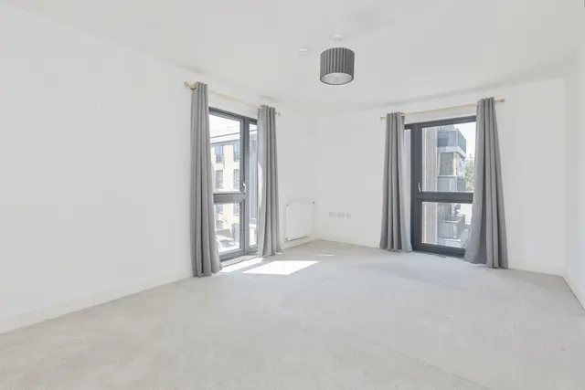 Lakewood Drive, Tunbridge Wells, TN2, photo 3