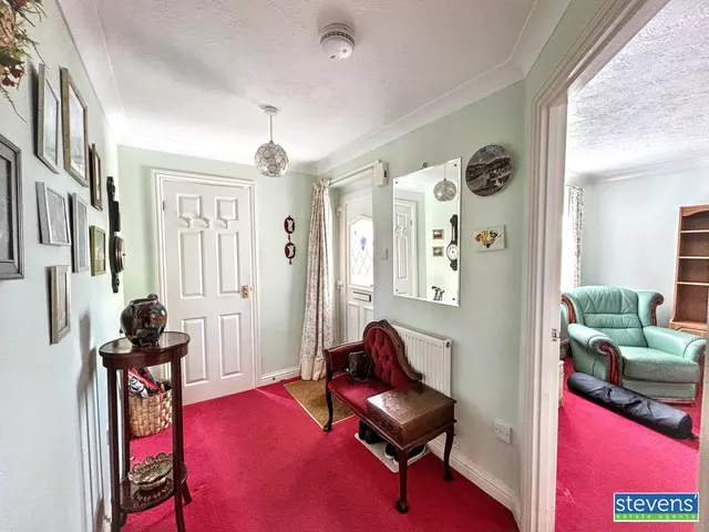 Vixen Tor Close, Okehampton, EX20, photo 2