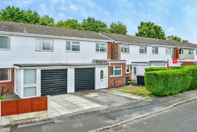 Landseer Avenue, Warrington, Cheshire, WA4, photo 1