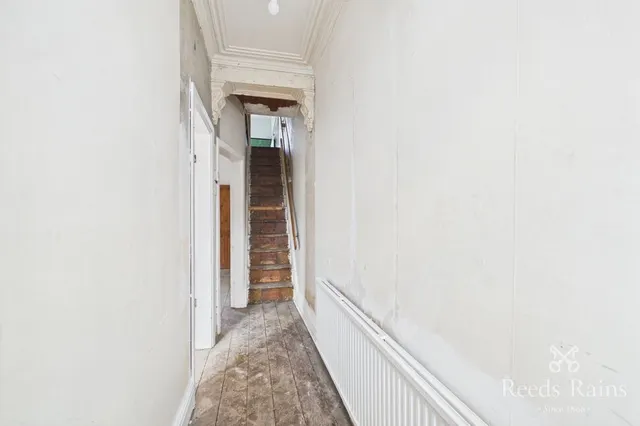 Gorton Road, Stockport, SK5, photo 2