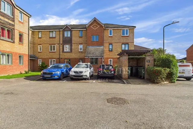 Salmon Road, Dartford, Kent, DA1, photo 1