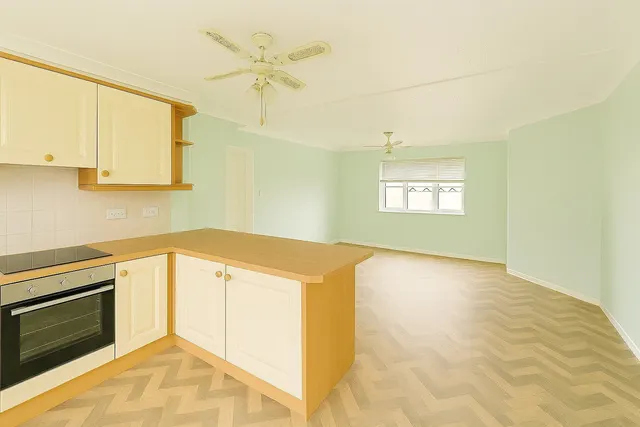 Photo 2 — Creek Road, CANVEY ISLAND, Essex, SS8