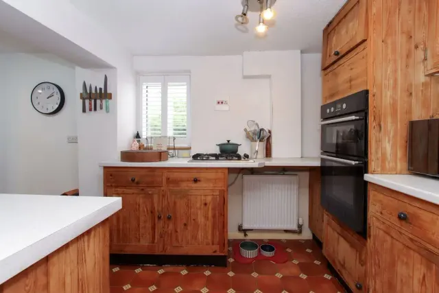 Photo 2 — Frogmore Street, Tring, Hertfordshire, HP23 5AU