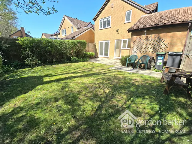Sparkford Close, Bournemouth, BH7 7HY, photo 1