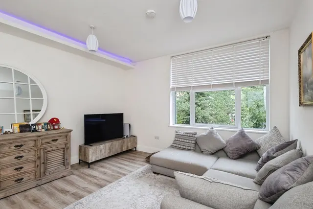 Photo 2 — Barlow Moor Road, Didsbury, Manchester, Greater Manchester, M20