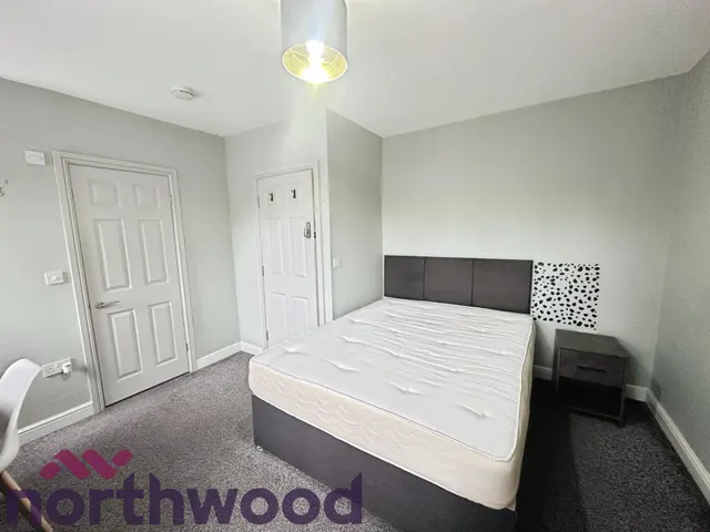 Plumtre Avenue, Warrington, WA5, photo 2