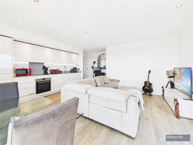 Lyon Road, Harrow, HA1, photo 2