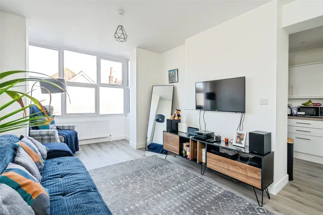 Richmond Avenue, Bognor Regis, PO21, photo 3