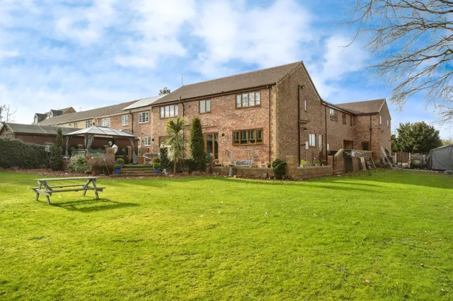 The Orchard, Thurnscoe, S63, photo 1