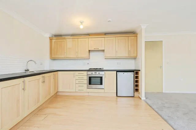 School Close, Northfield, B31, photo 3