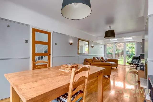 North Linkside Road, Woolton, L25, photo 2