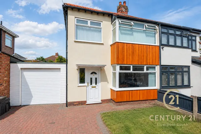 North Linkside Road, Woolton, L25, photo 1