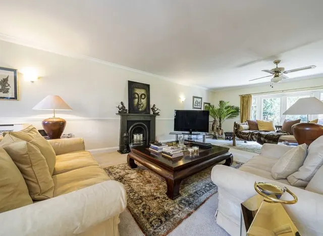 Strawberry Vale, Strawberry Hill, TW1, photo 2