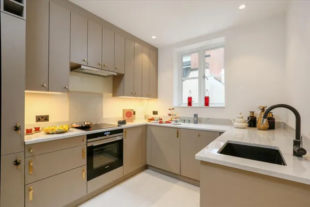South Audley Street, Mayfair, W1K, photo 2