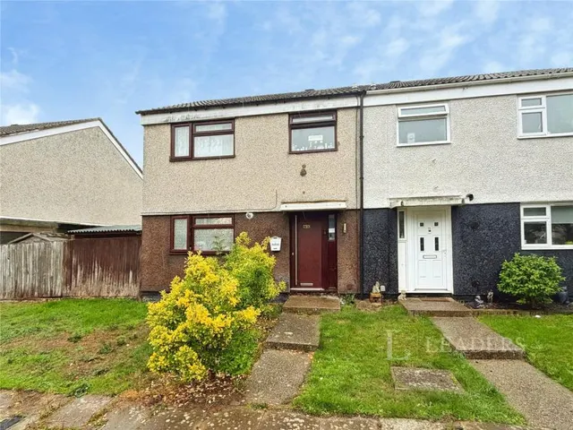 Lodge Hall, Harlow, CM18, photo 1