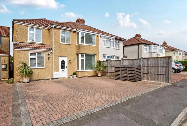 Burley Crest, Bristol, BS16, photo 1