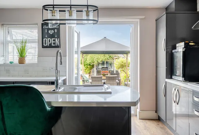 Photo 2 — Burley Crest, Bristol, BS16 5PR