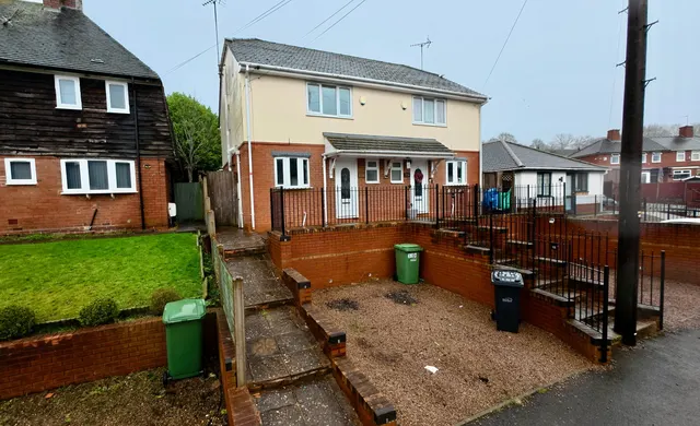 Coppice Avenue, Stourbridge, DY9, photo 1
