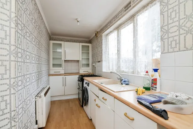 St. Pauls Crescent, West Bromwich, B70, photo 2