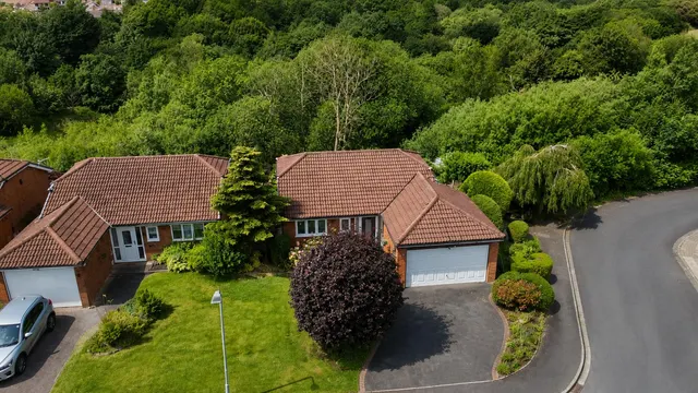 Photo 3 — Kirkburn View, Bury, BL8 1DL