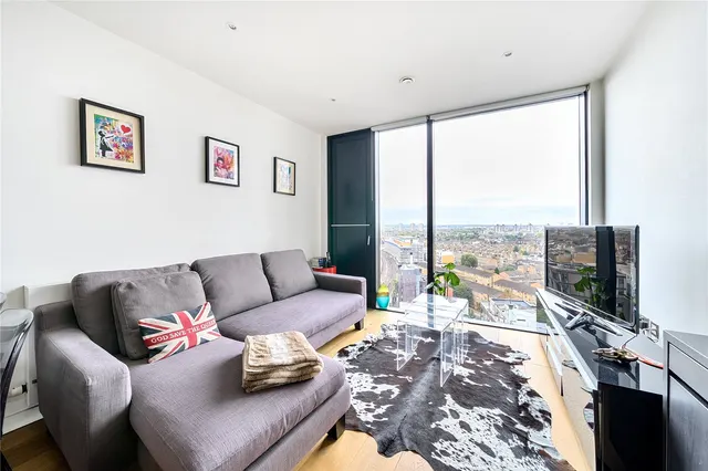 Walworth Road, London, SE1, photo 3
