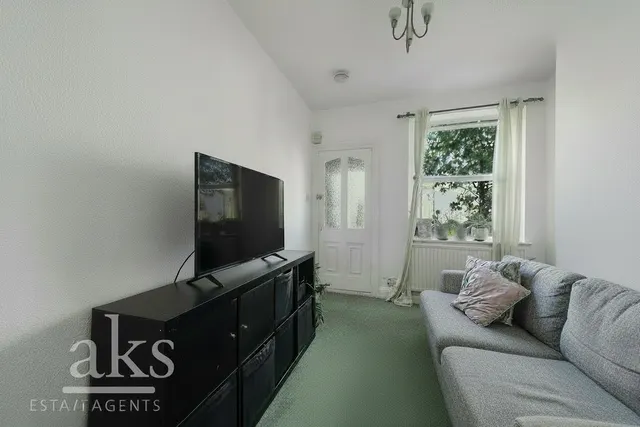 Cobden Road, South Norwood, SE25, photo 2