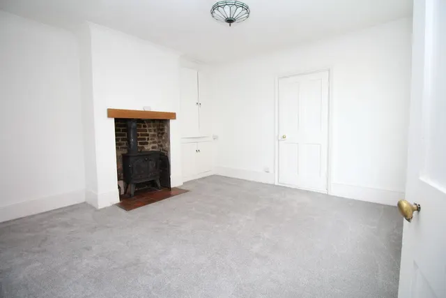 Maidstone Road, Hadlow, photo 3