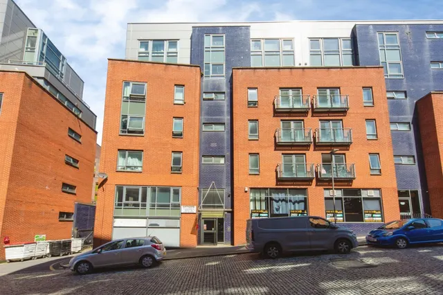 Oldham Street, Liverpool, photo 1