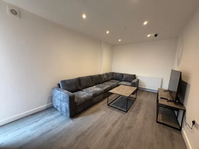Havelock Place, Stoke-On-Trent, ST1, photo 2