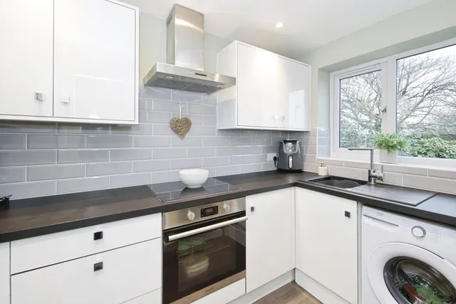 Lawnsdale Close, Coleshill, B46, photo 3