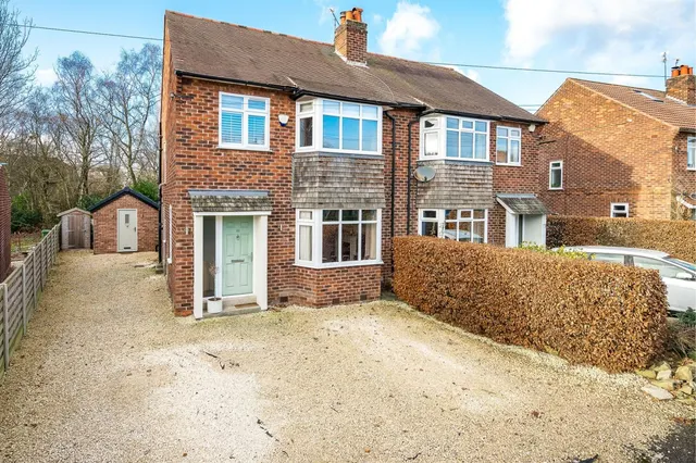 Deanway, Wilmslow, photo 1