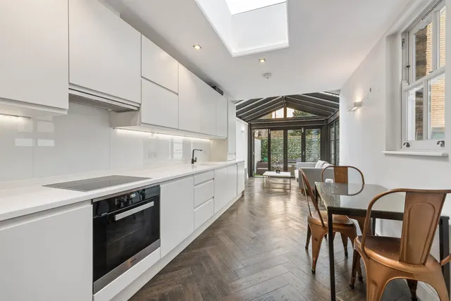 Guilford Street, Bloomsbury, WC1N, photo 3