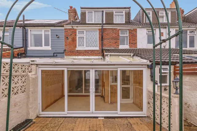 Magdalen Road, Portsmouth, PO2, photo 2